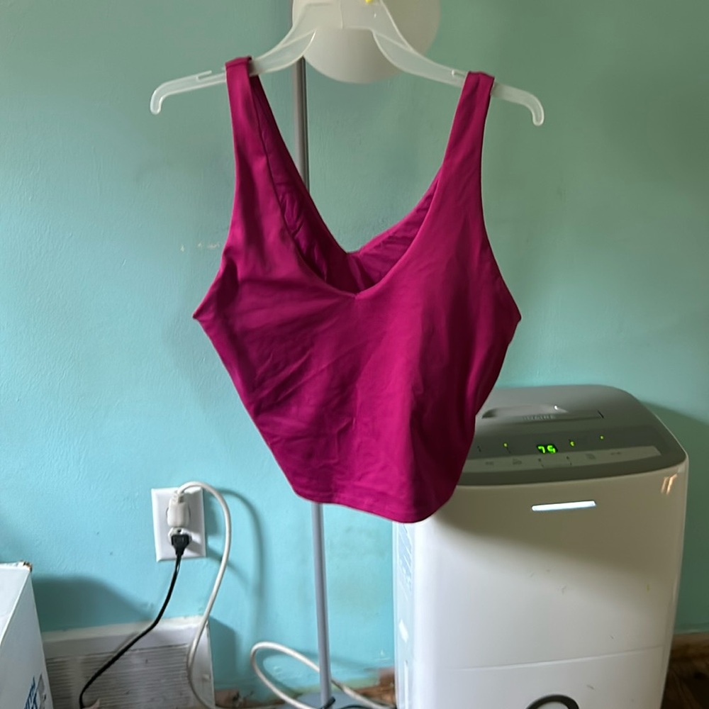 Athletic tank top